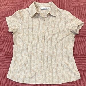 Carroll Reed Women's size 8 Tan sunflower pattern Button Down blouse